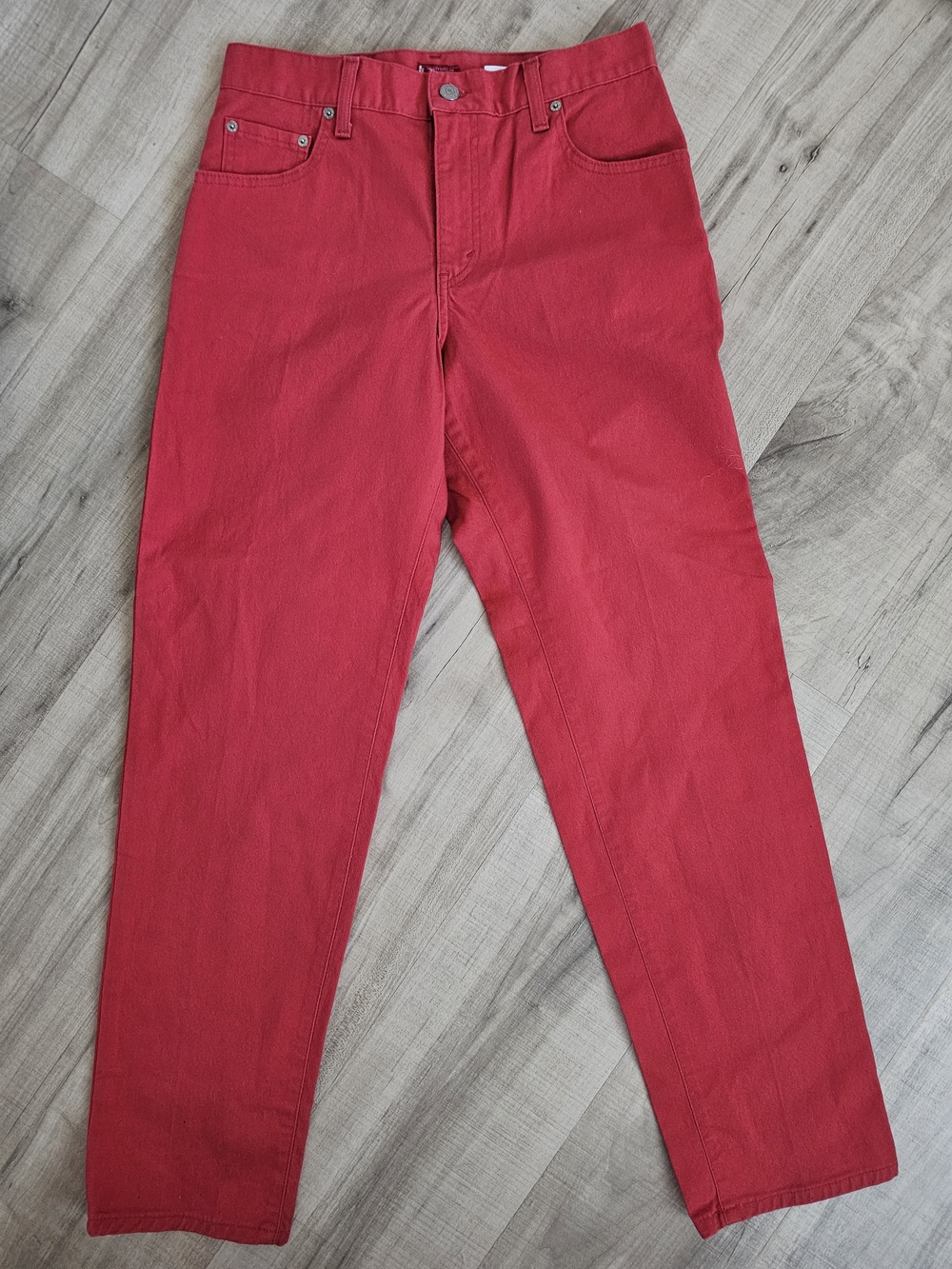 NWT Levi's Straight Leg Jeans in Red Womens Size 6M